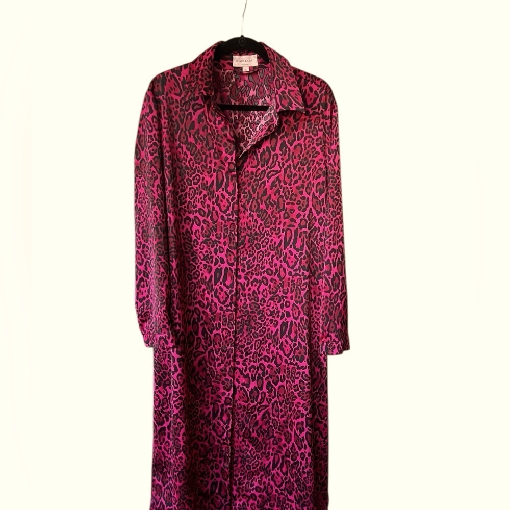 Black Label Pink Leopard Print Robe - Picture 10 of 14